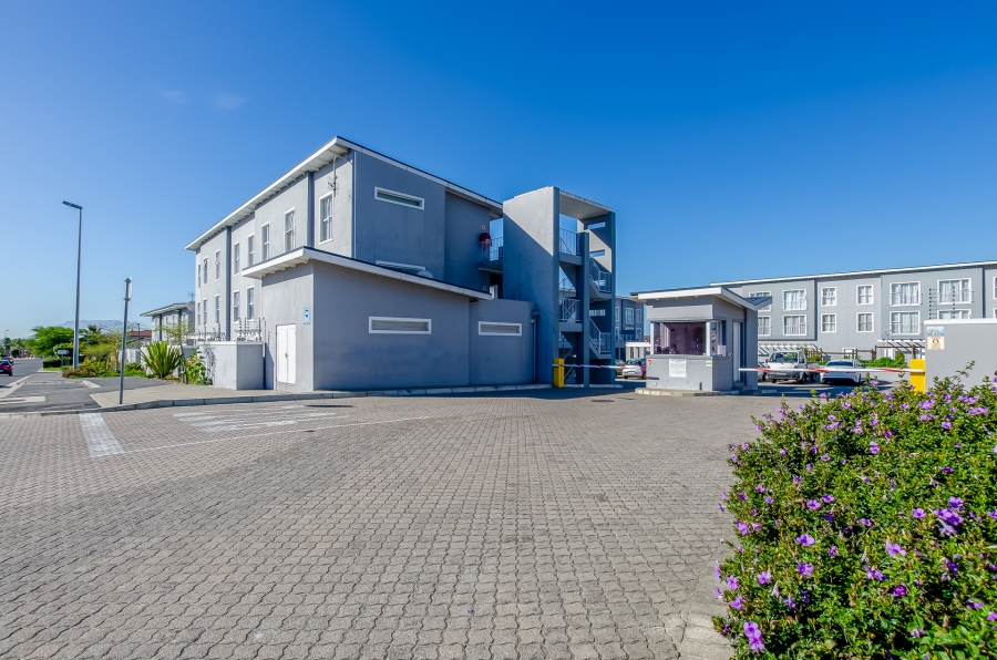 2 Bedroom Property for Sale in Sonkring Western Cape